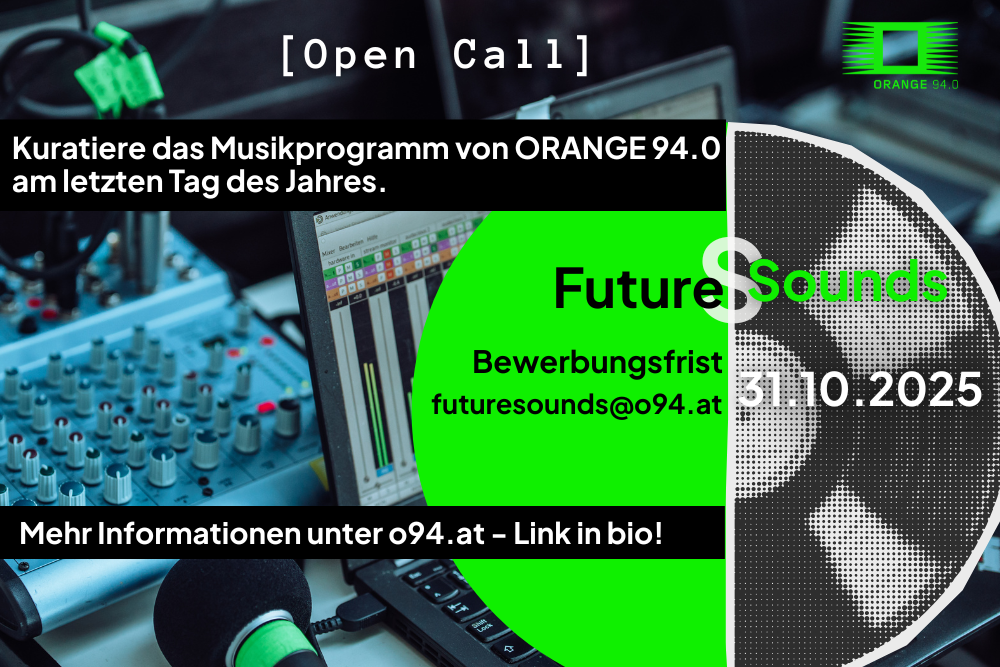 Foto eines Mischpults mit stilisierter LP in grün und schwarz mit Schriftzug FutureSounds